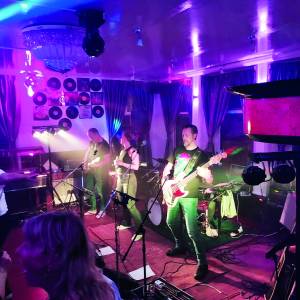 Hallumer Music Night