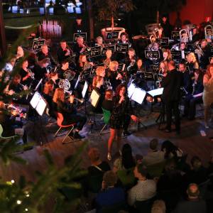 Burdine rockt met rollercoaster aan hits en countdown naar Bohemian Rhapsody