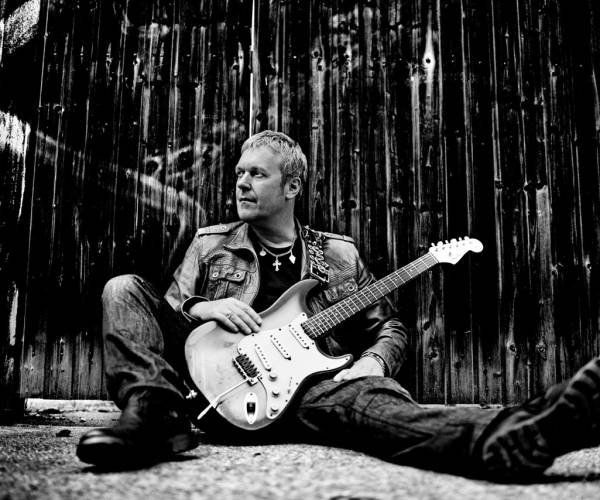 Eenmalig optreden Ierse topgitarist Eamonn McCormack met Nederlandse topgitarist Ruben Hoeke