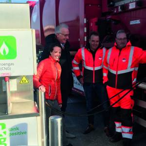 Rijden op afval: OrangeGas opent nieuw groengasstation in gemeente Waadhoeke