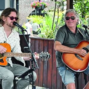 Tuinconcert “Two Faces” @ De Wier, Koarnjum