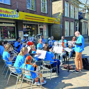 Mini zomerfestival met Burdine en Belhamels
