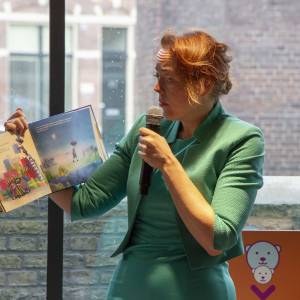Friese bibliotheken lanceren Frysk Sinteklaas dochboek