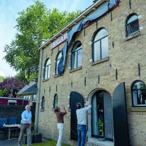 ‘De Nijverheid’ terug in straatbeeld Dokkum