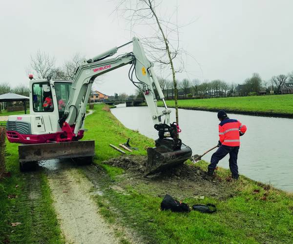 Biodiverse bomen aan de Kletsefeart in Stiens