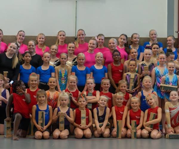 Turnlust Hallum sluit sportseizoen feestelijk af