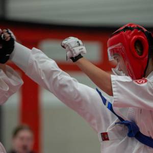 Karateka Nynke Anna Zijlman wint Oldehove Cup