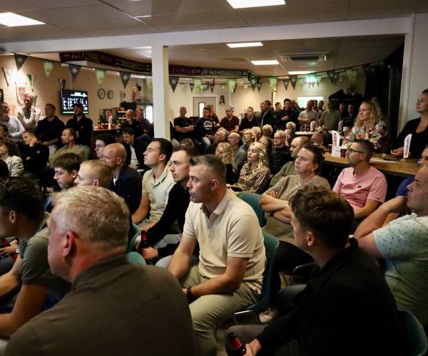 Jubileumavond v.v. Wardy met Foppe de Haan