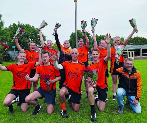MNenW midweek kampioen na onverslaanbaar seizoen