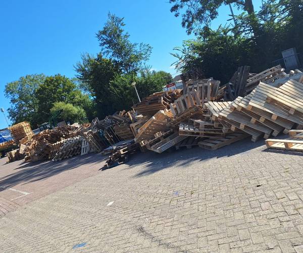 Sprookjes yn it Spikerdoarp Hallum