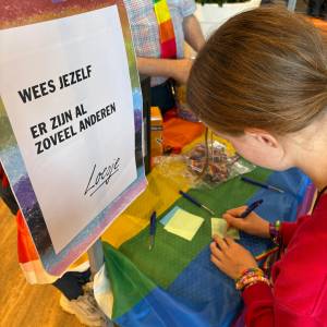 De dag van de acceptatie op Comenius Ulbe van Houten