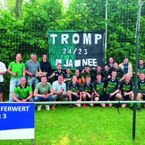 Hoofdtrainer Martell Tromp verlengt bij v.v. Wardy