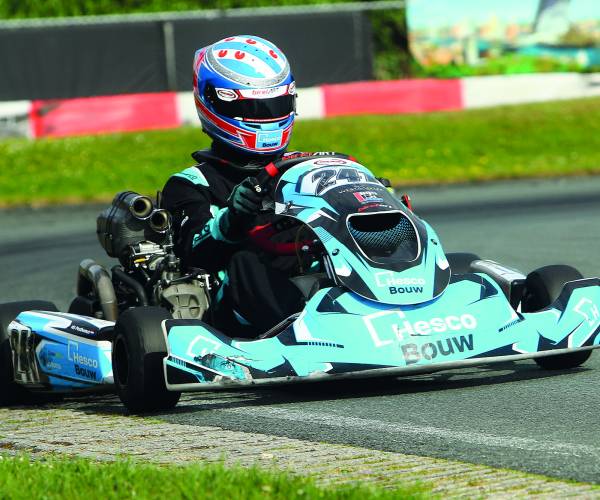 Karttalent Ids Posthumus pakt zege in Venray bij debuut in KA100-klasse