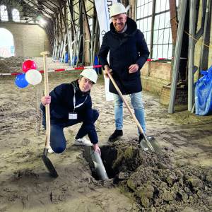 Feestelijke handeling op bouwplaats De Remise<br />=
