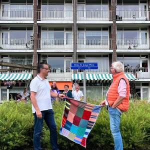 Stichting Vrienden van Foswert eert nagedachtenis met nieuw “Rens de Jonge-plein”