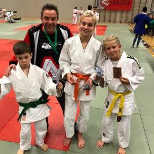 Judoka's Sportschool Poelstra behalen goede resultaten in IJsselstein