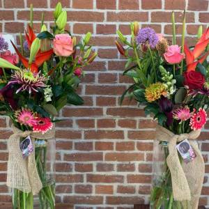PV Tranportbedrijf de Vries schenkt bloemen
