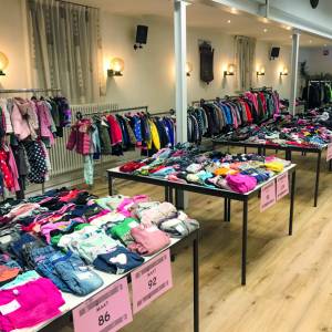 Gebruikte kinderkleding- en speelgoedbeurs Bitgummole