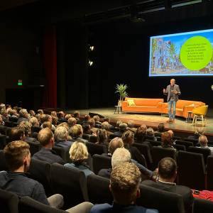Provincie Fryslân : samen aan de slag! Toekomst Friese binnensteden en dorpen belangrijk voor provinciale verkiezingen