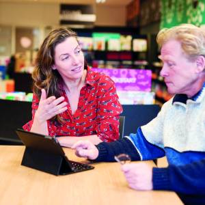 Gratis computercursussen en digi-hulp bij dbieb Stiens