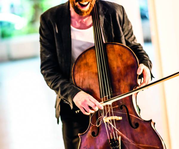 Cellist Jan Willem Troost met soloprogramma Life! in Pakhûs SOLO