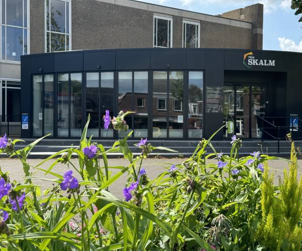 Nije Skalm; "het kloppend hart van Stiens”