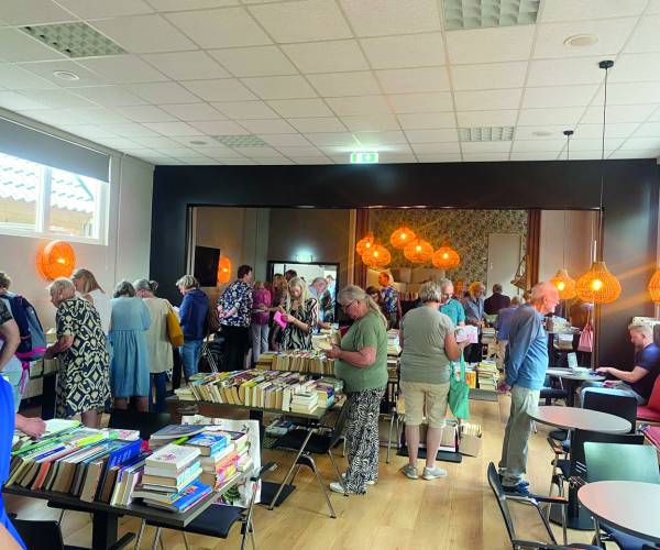 Deze zomer extra boekenmarkten in Marrum