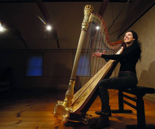 The Only Way door harpiste Beate Loonstra